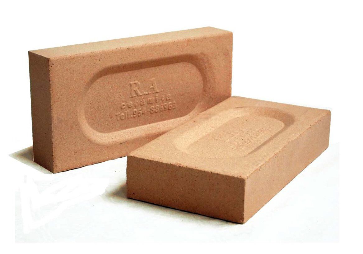 Ladrillo cerámica prensado refractario (RA) 22X11X5 cm