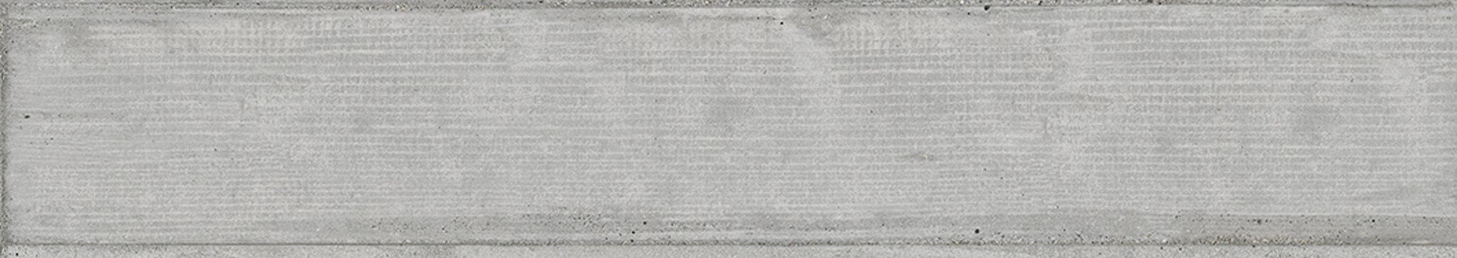 Pz. Gayafores 8x45 GF-20086 rodapie studio gris (nagoya)