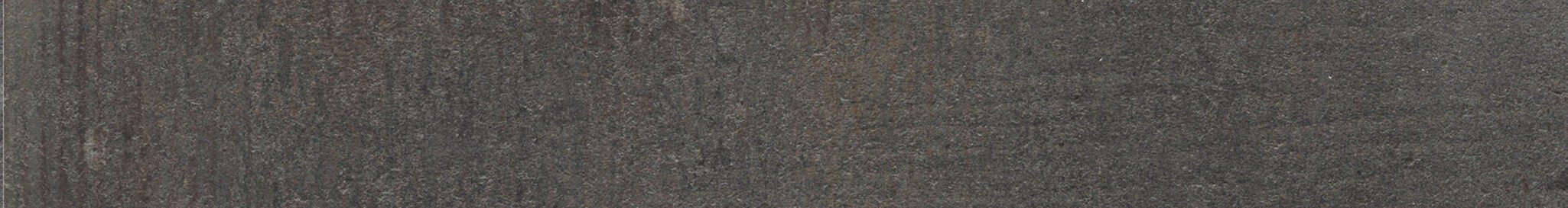 Pz.rodapie Keraben 8x60 s280 priorat grafito
